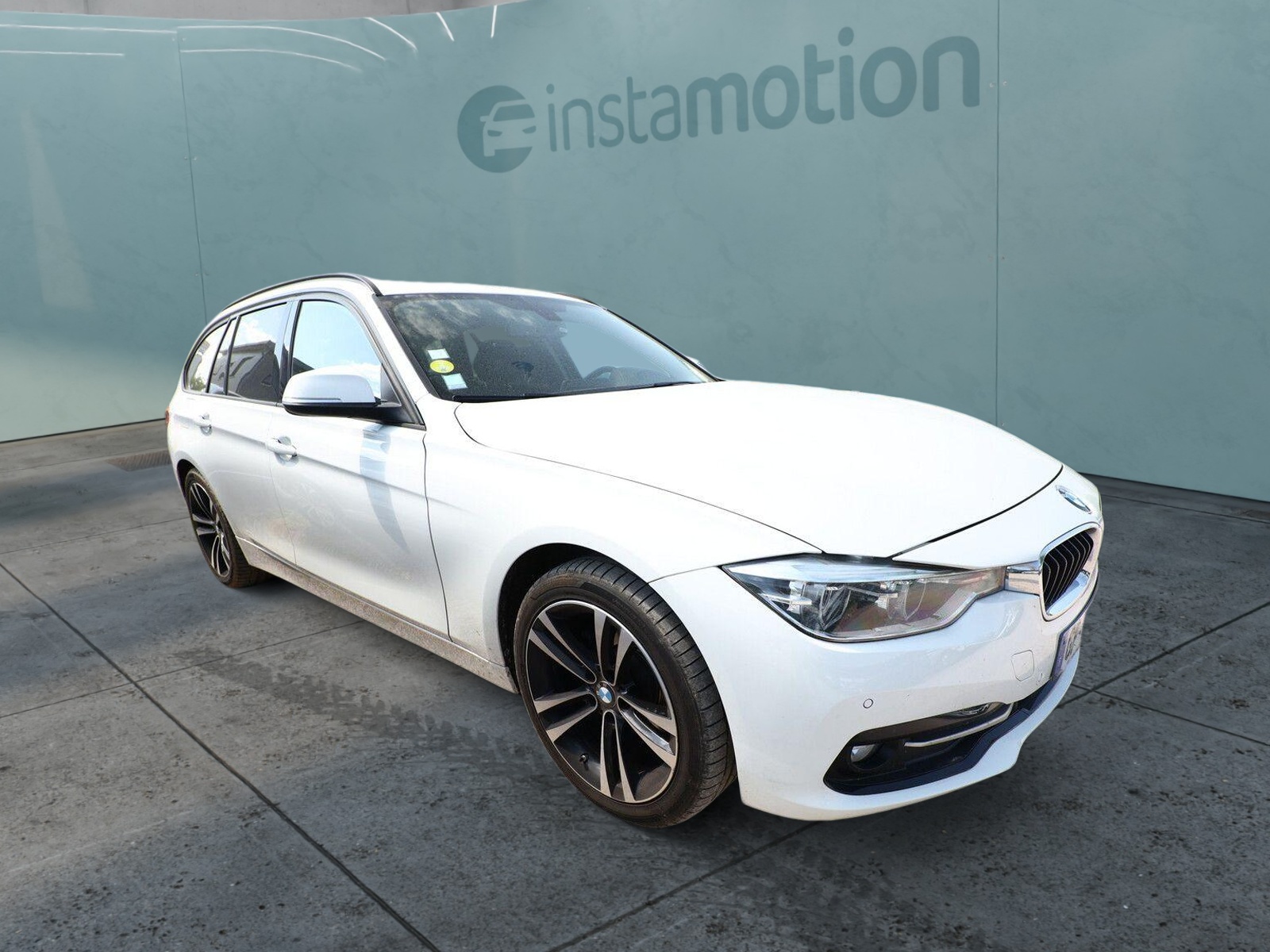 318d Touring Sport Line LED Nav SHZ PDC KeyL