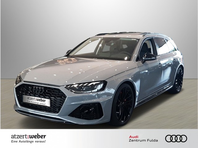 Audi RS4 Avant Essentials-Paket