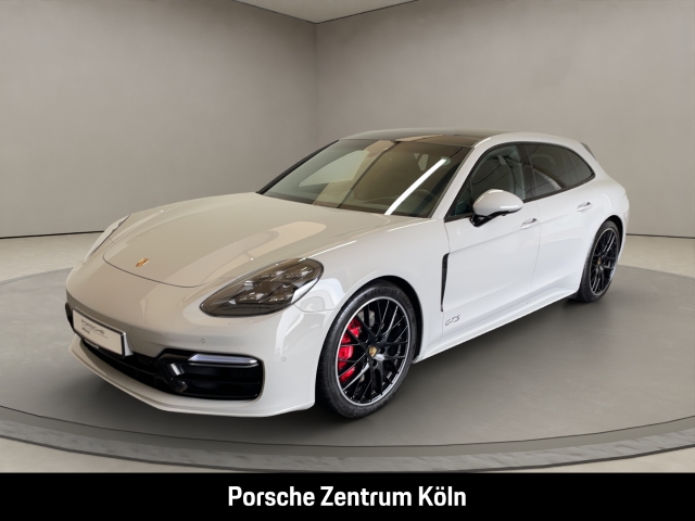 Porsche Panamera GTS Sport Turismo Paket 21-Zoll