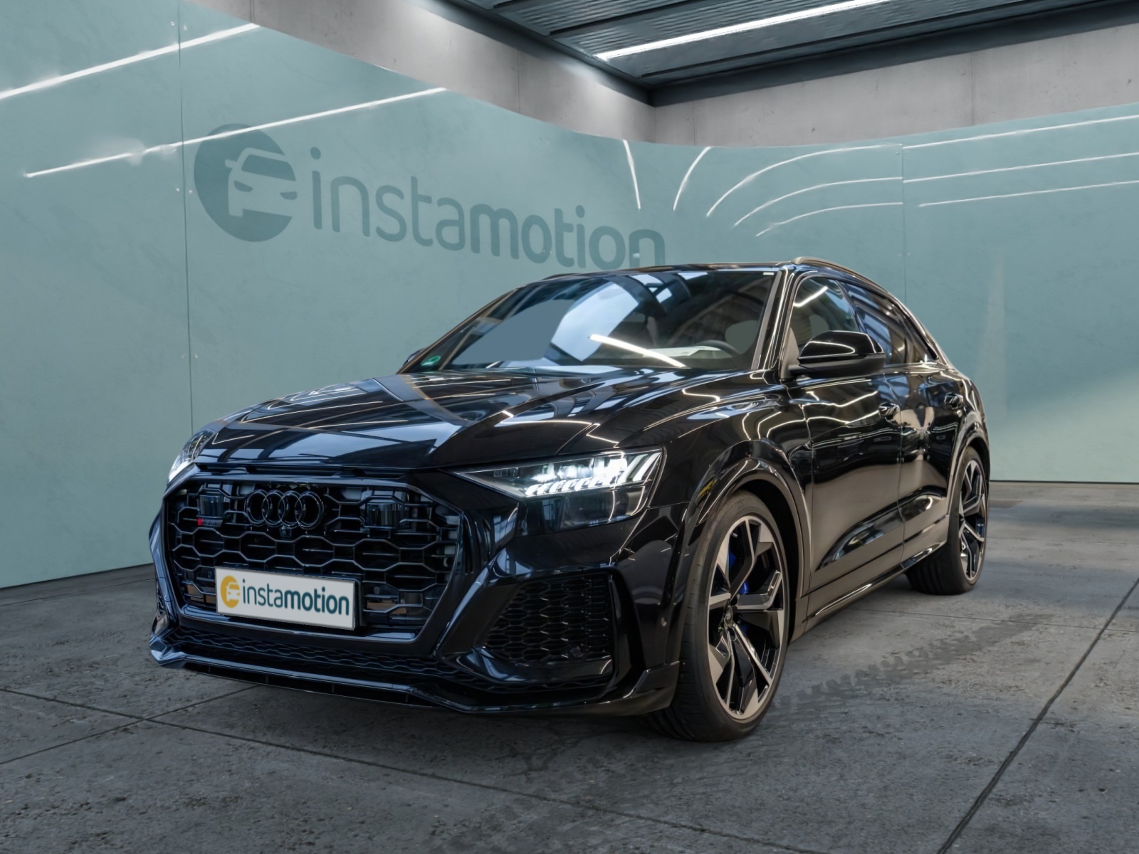 Audi RSQ8