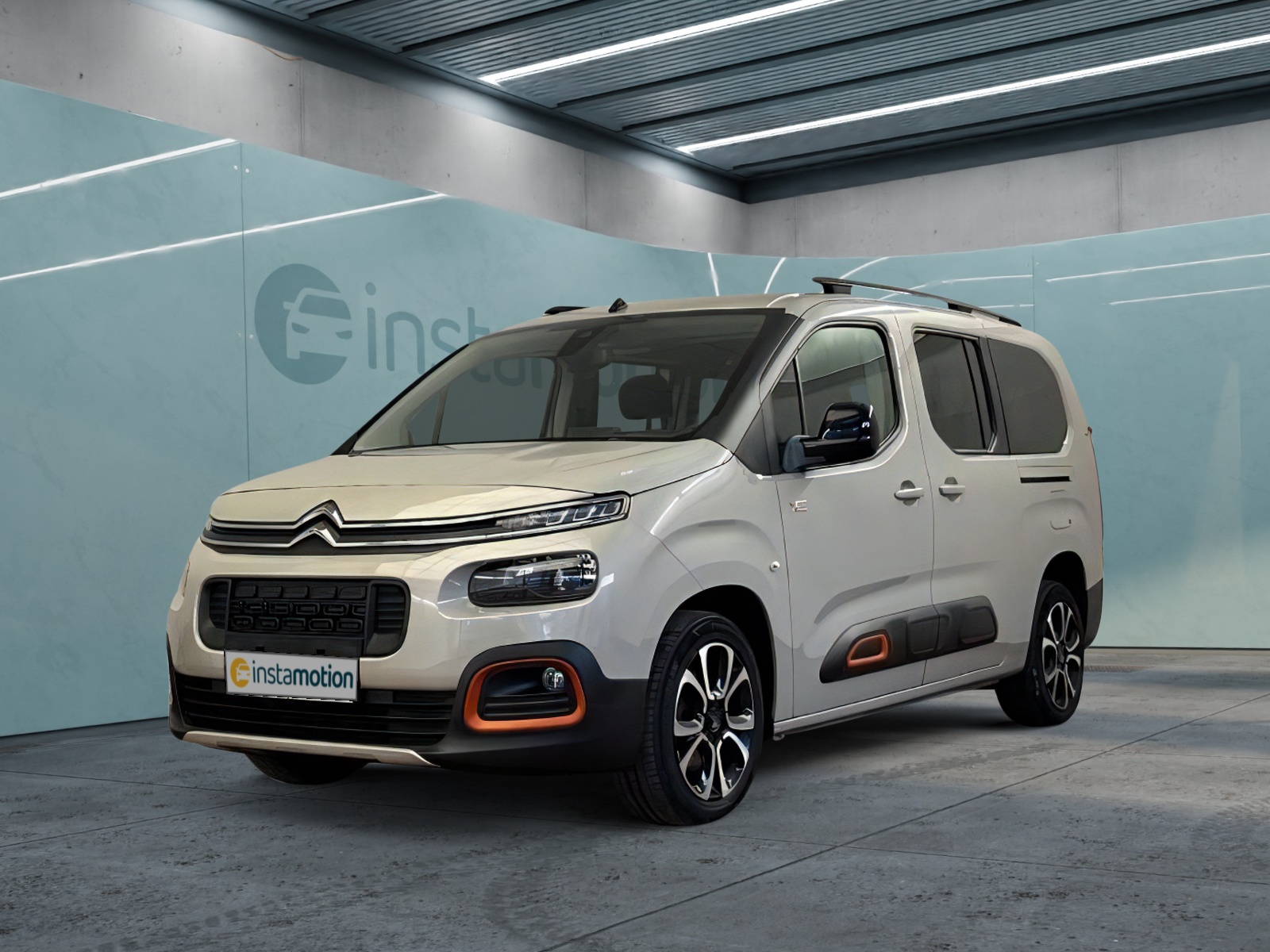 Berlingo Shine XL XTR 7-Sitzer AUTOMATIK KAMERA SHZ TEMPOMAT APPLE/ANDROID ALU PDC v+h