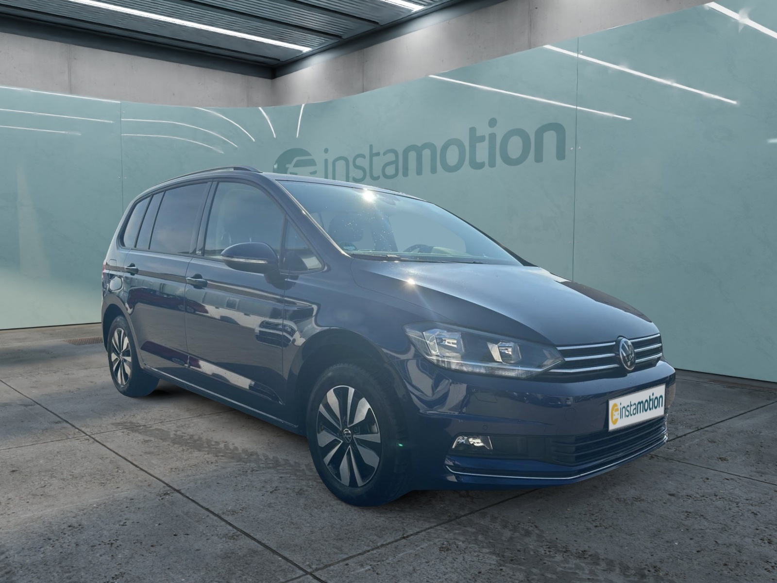 Volkswagen Touran 2.0 TDI MOVE | | | |
