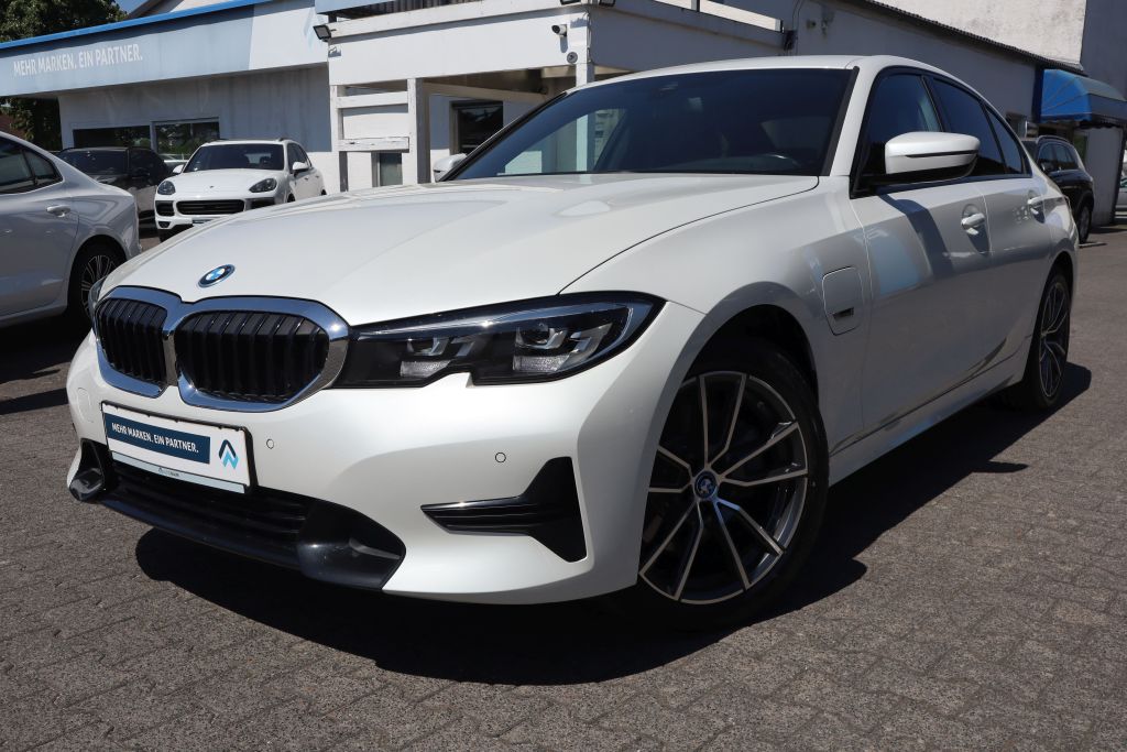 320e Aut. Sport Line|NAVIGATION|SHZG|LED|