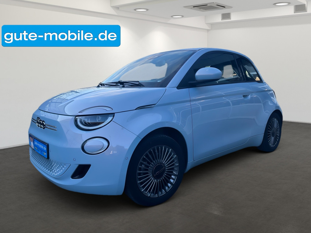 Fiat 500E Icon Himmelsblau