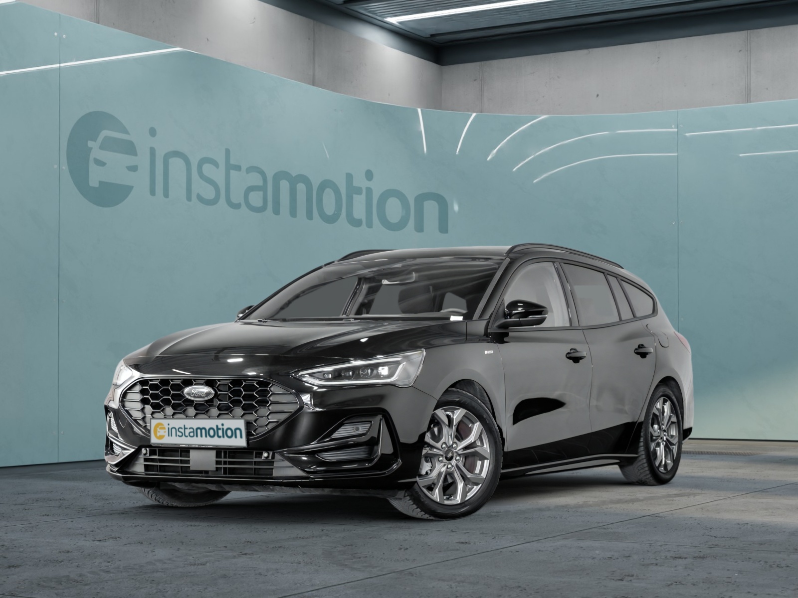 Focus ST-Line Turnier Aut. AHK Pano-Da. LED-Matrix WI-PKT