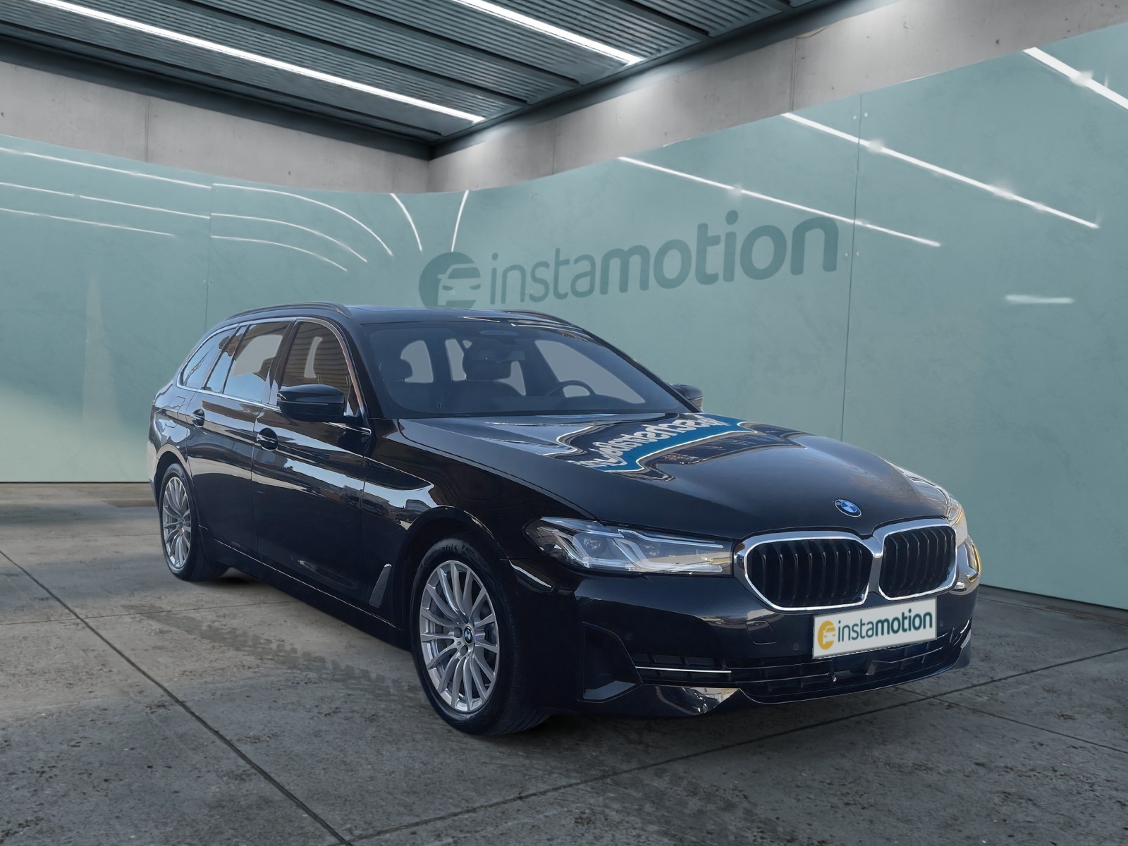 530i Touring HUD LASER LEDER PANO SOUND VIRTUAL
