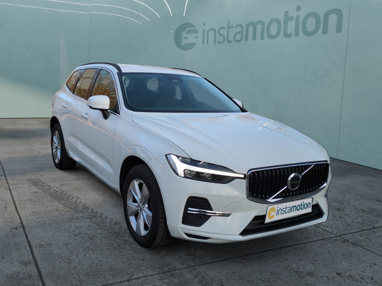 XC60 B4 (Diesel) Momentum Pro AWD Automatik Navi