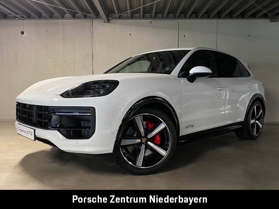 Porsche Cayenne GTS | | | |