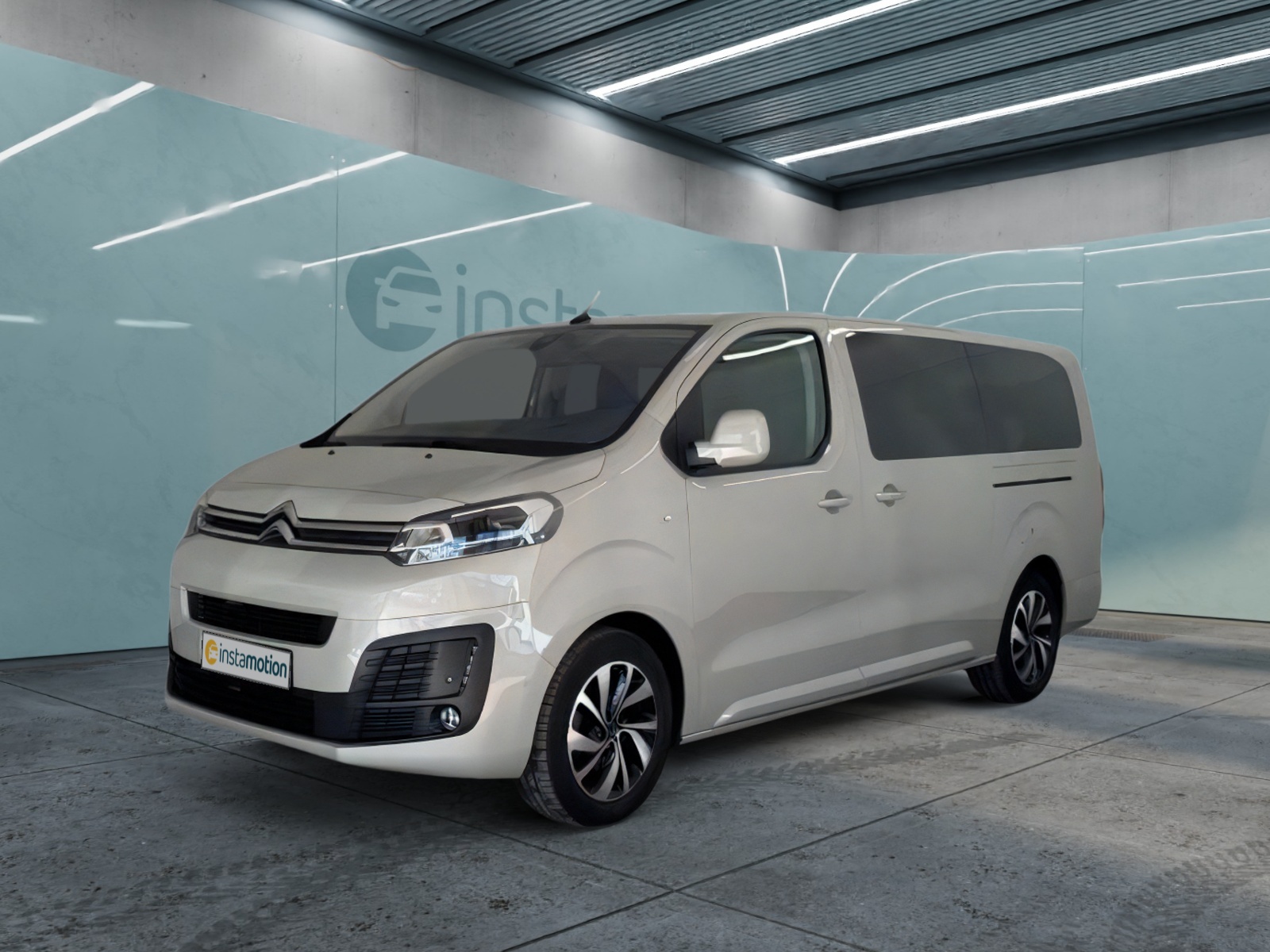 Spacetourer Shine XL AUTOMATIK NAV XENON PANODACH STANDHZG KAMERA