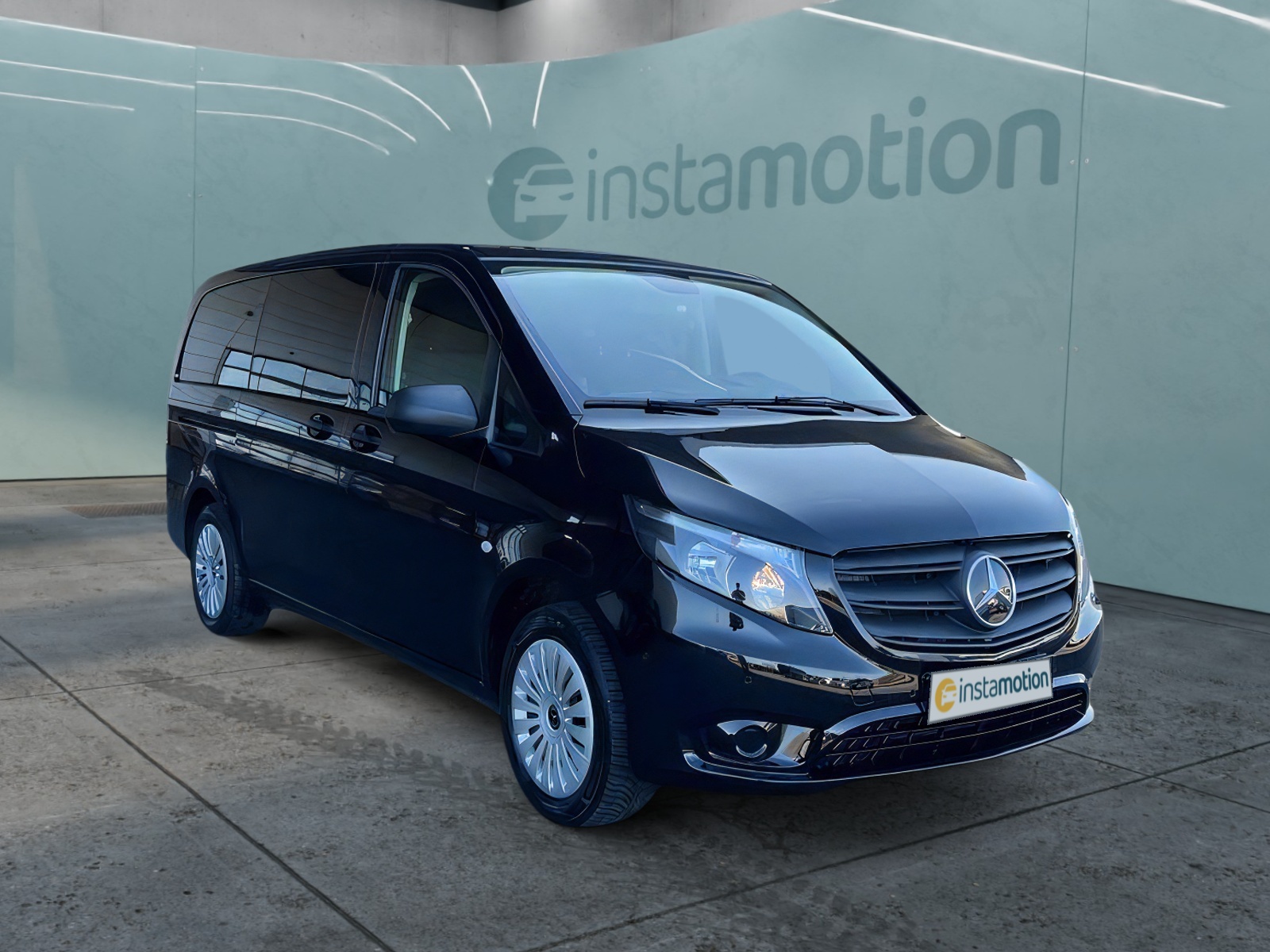 Vito 116 CDI Tourer Lang, Klima, Navi, 2x Schiebetüren, AHK, Kamera,
