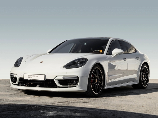 Porsche Panamera GTS Hinterachslenkung