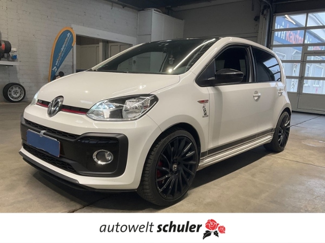 Volkswagen up 1.0 TSI GTI beats