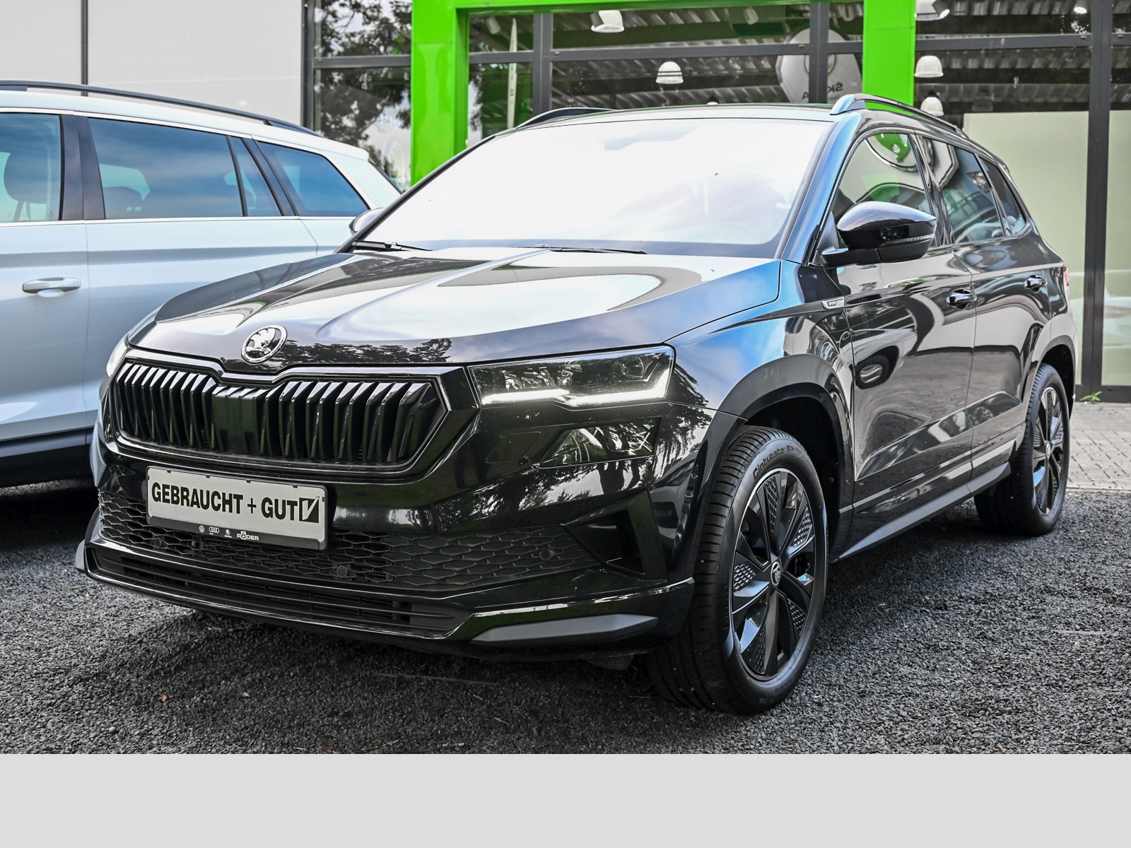 Karoq 2.0 TSI Sportline Navi-XL Pano StaHz AHK