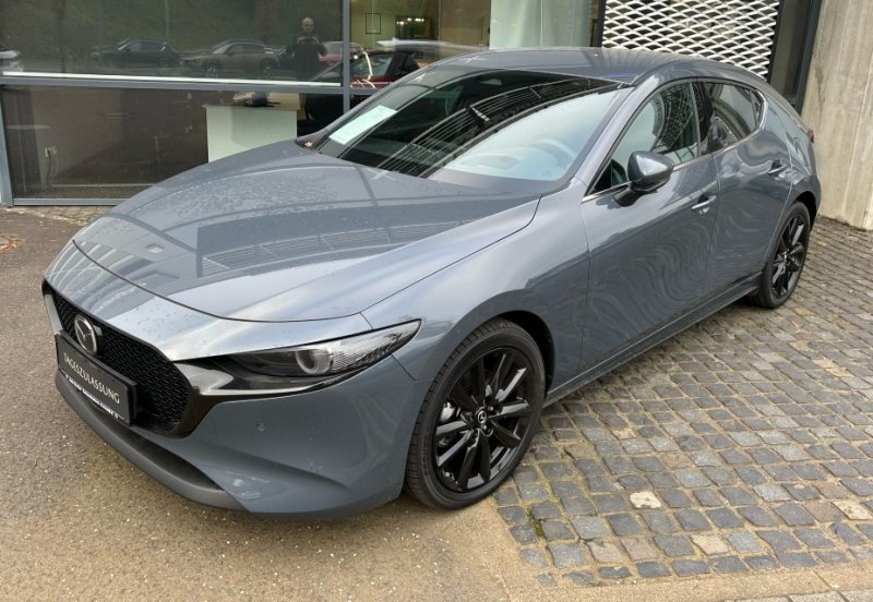 3 2.0L e-SKYACTIV X 186ps  