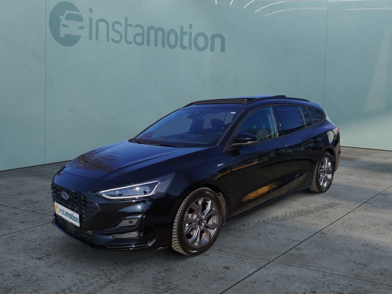 Focus ST-Line Turnier Aut. AHK Pano-Da. LED-Matrix WI-PKT