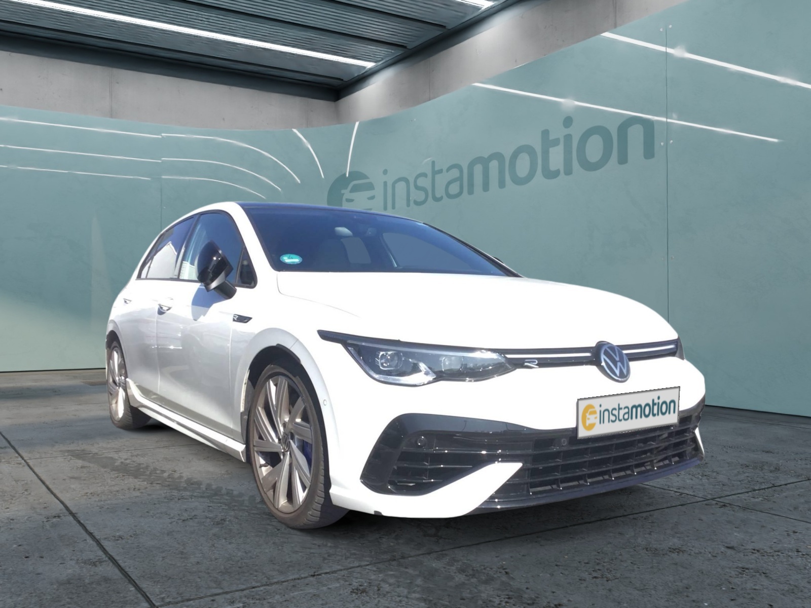 Golf VIII R 2.0 TSI 235 kW 4M DSG Matrix Pano