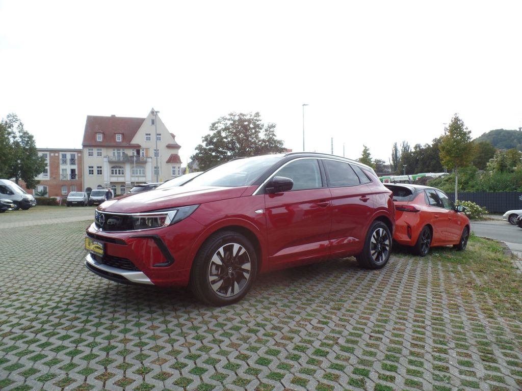 Opel Grandland 1.6 Plug-in-Hybrid Automatik Elegance