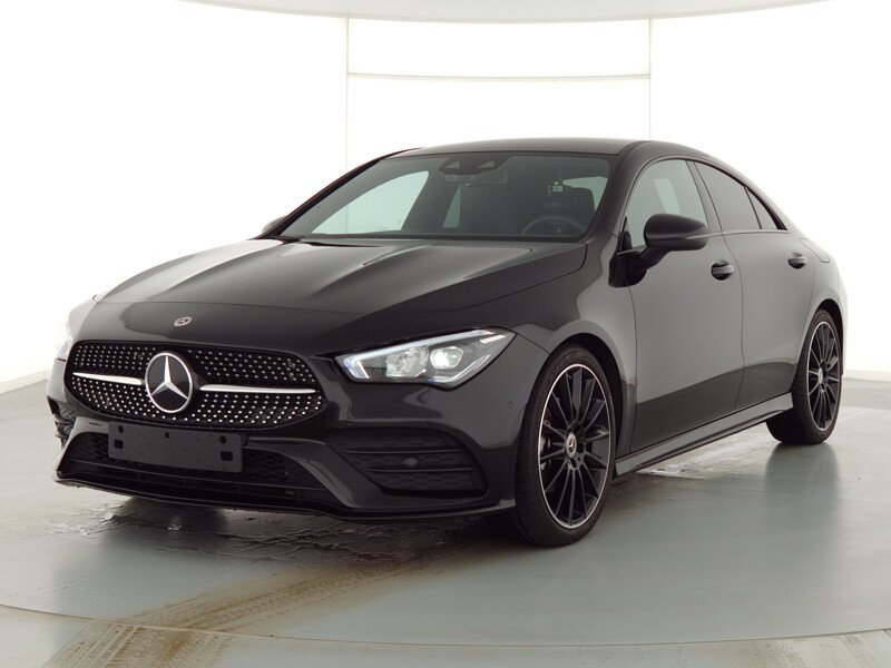 Mercedes-Benz CLA 200 AMG Coupe Night Ambiente 19