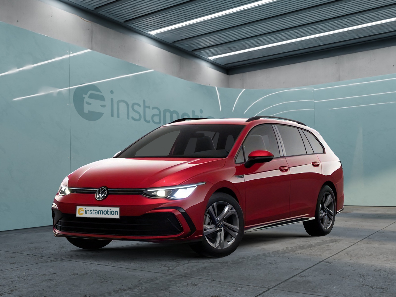 Golf VIII Variant 1.5 eTSI DSG R-Line | AHK |