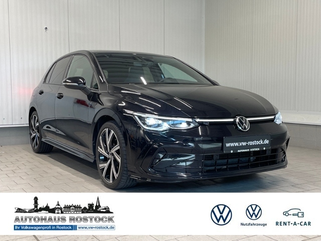 Golf VIII R-Line 1.5 eTSI DSG LED HARMAN-KARDON