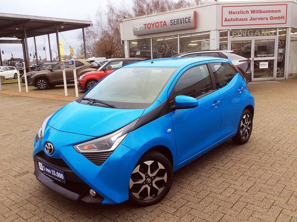 Toyota Aygo x-play connect