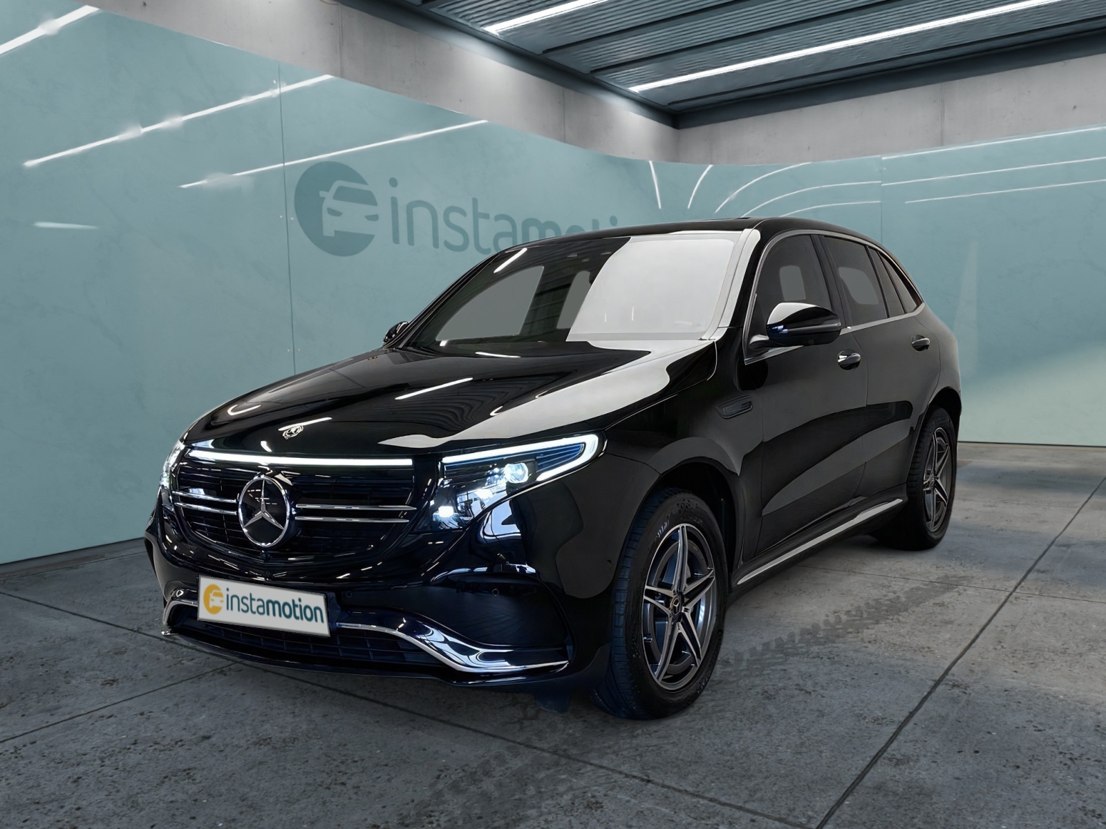EQC 400 4M AMG SD AHK LEDER Sitzklima HUD 360°uvm