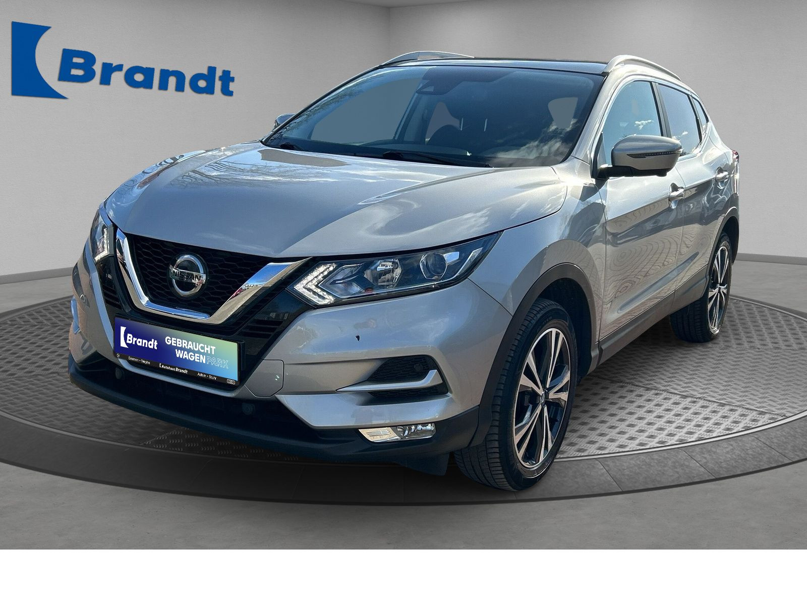 Qashqai 1.3 DIG-T N-Connecta PANO+NAVI+GRA+PDC+KAMERA+AHK