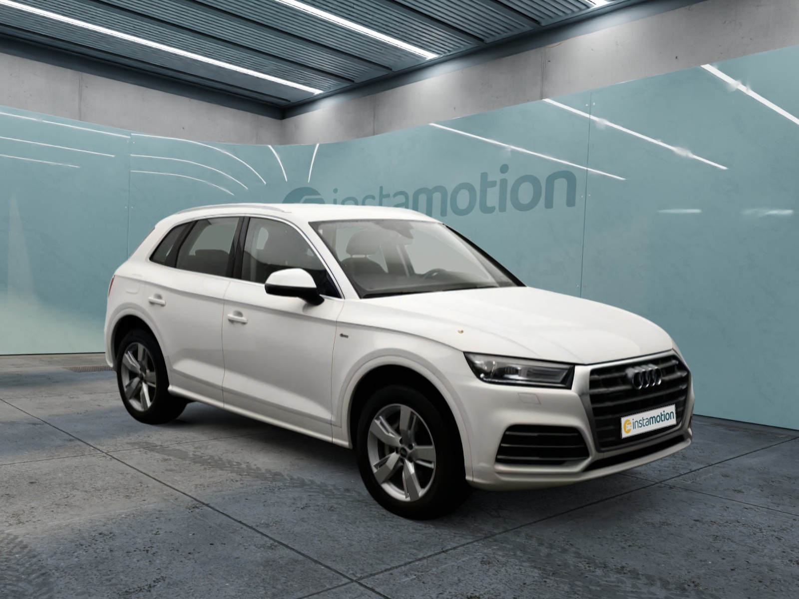 Audi Q5 50 TFSI e quattro basis v h