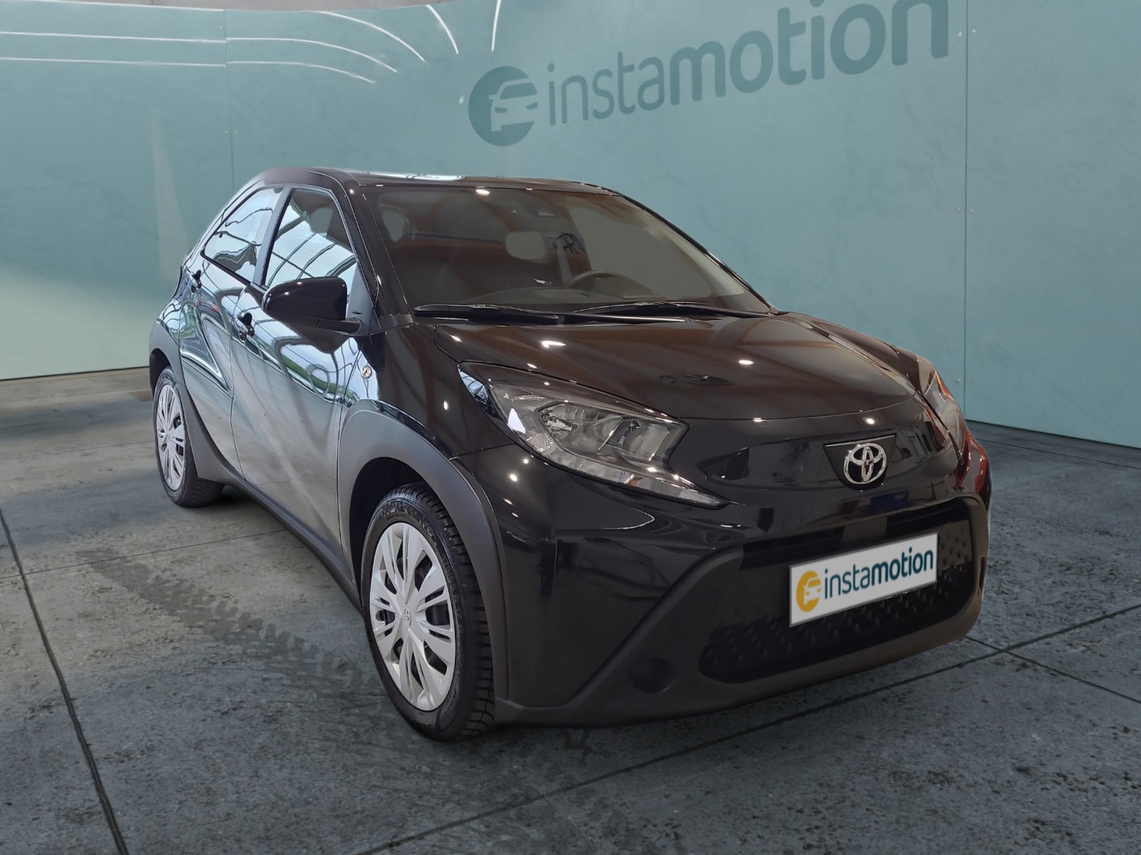 Aygo Play Navi MFL BT Verkehrszeichenerk. DAB