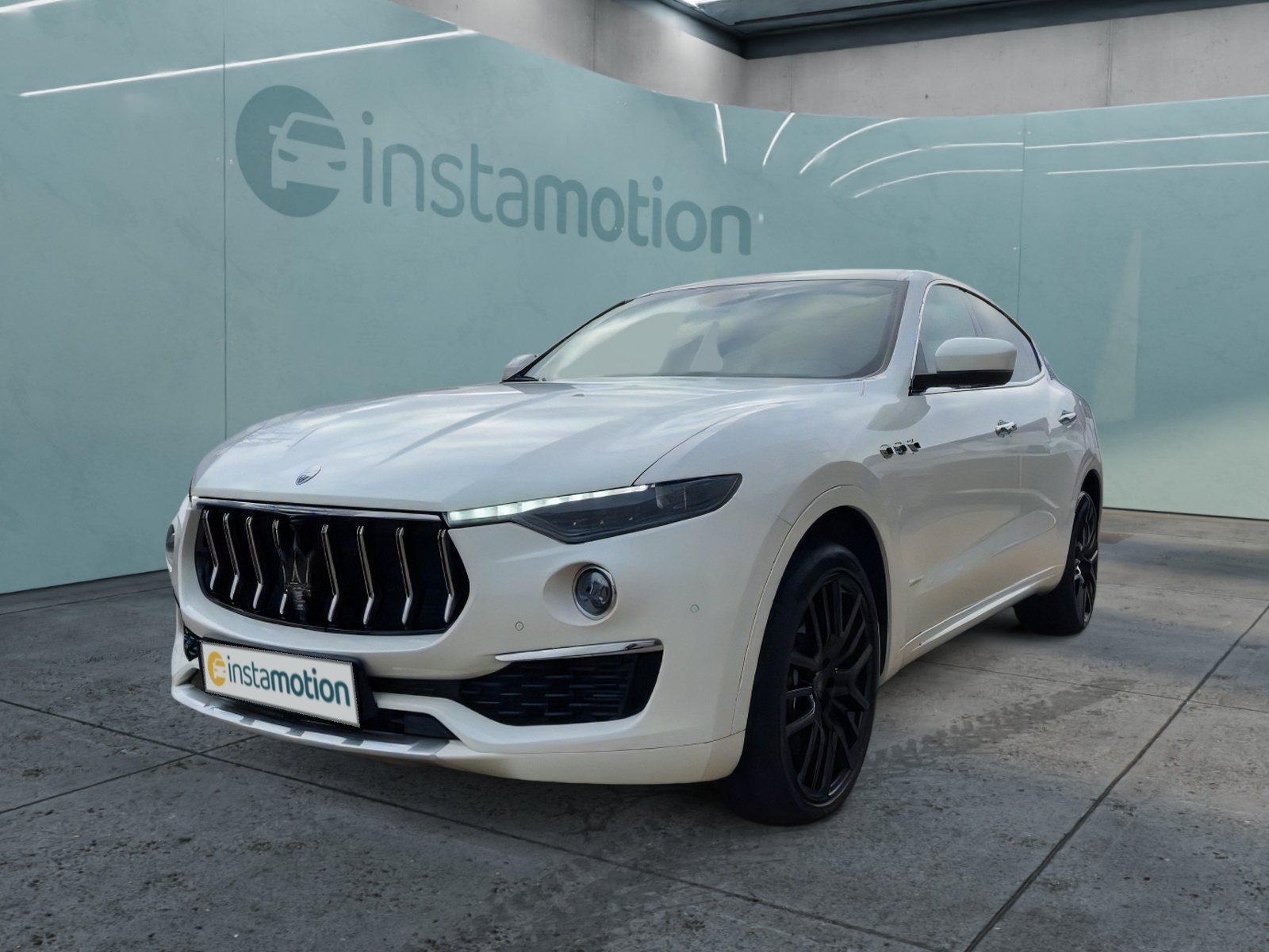 Levante GranLusso SQ4 3.0 BT V6 AWD -ZEGNA-PANO-