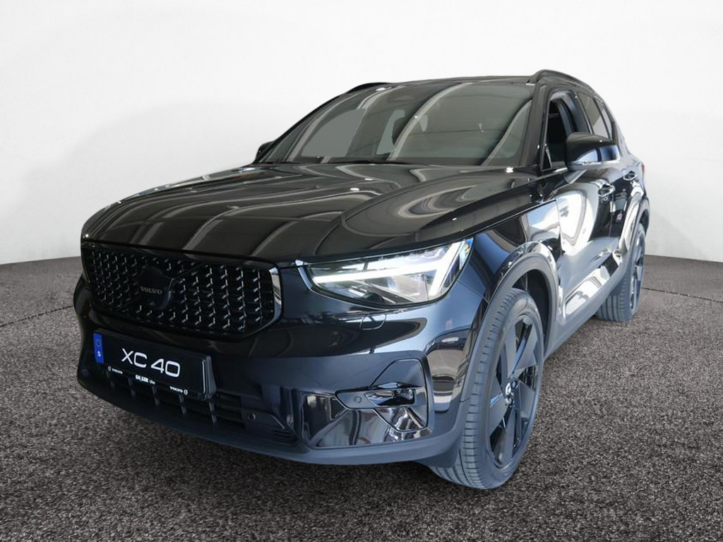 XC40 B4 Plus Black Edition