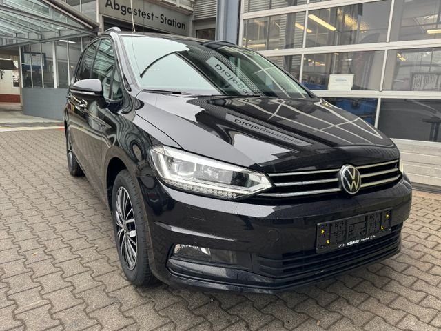 Volkswagen Touran 1.5 TSI Comfortline --- Comfortline