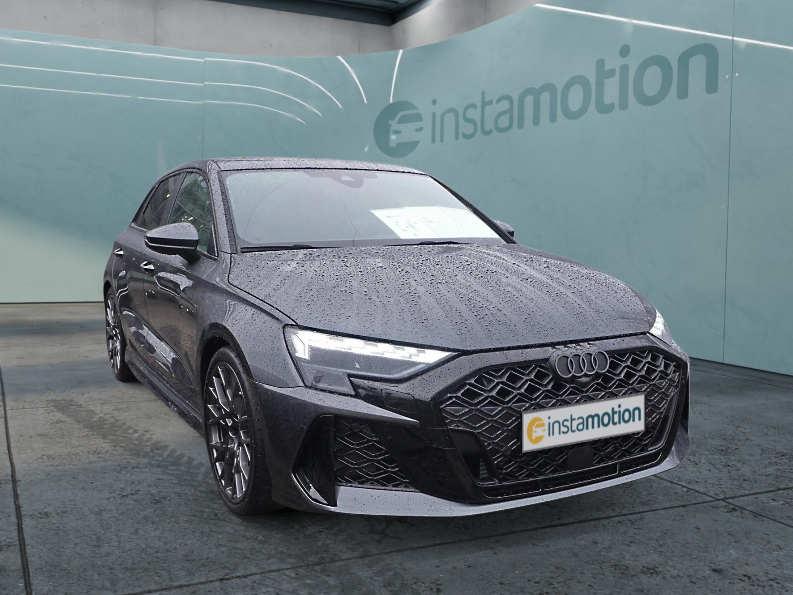 Audi RS3 Sportback Designpak rot