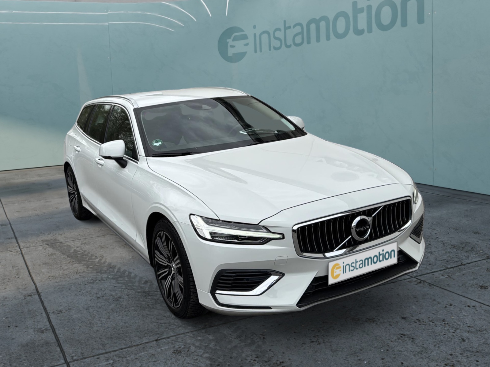 V60 Inscription Expression Recharge Plug-In Hybrid