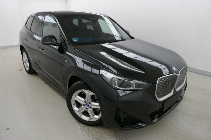 iX1 xDrive30 M Sportpaket LED HuD Widescreen ACC