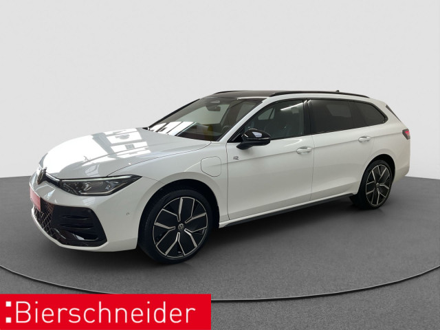 Passat Variant 1.5 TSI DSG eHybrid R-Line Signature 19 AHK PANO LEDER H/K NAVI
