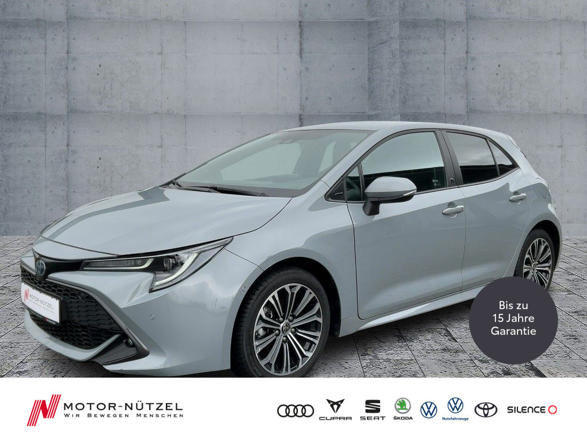 Corolla 1.8Hybrid TEAM D LED+NAV+ACC+RFK+SHZ+MFL