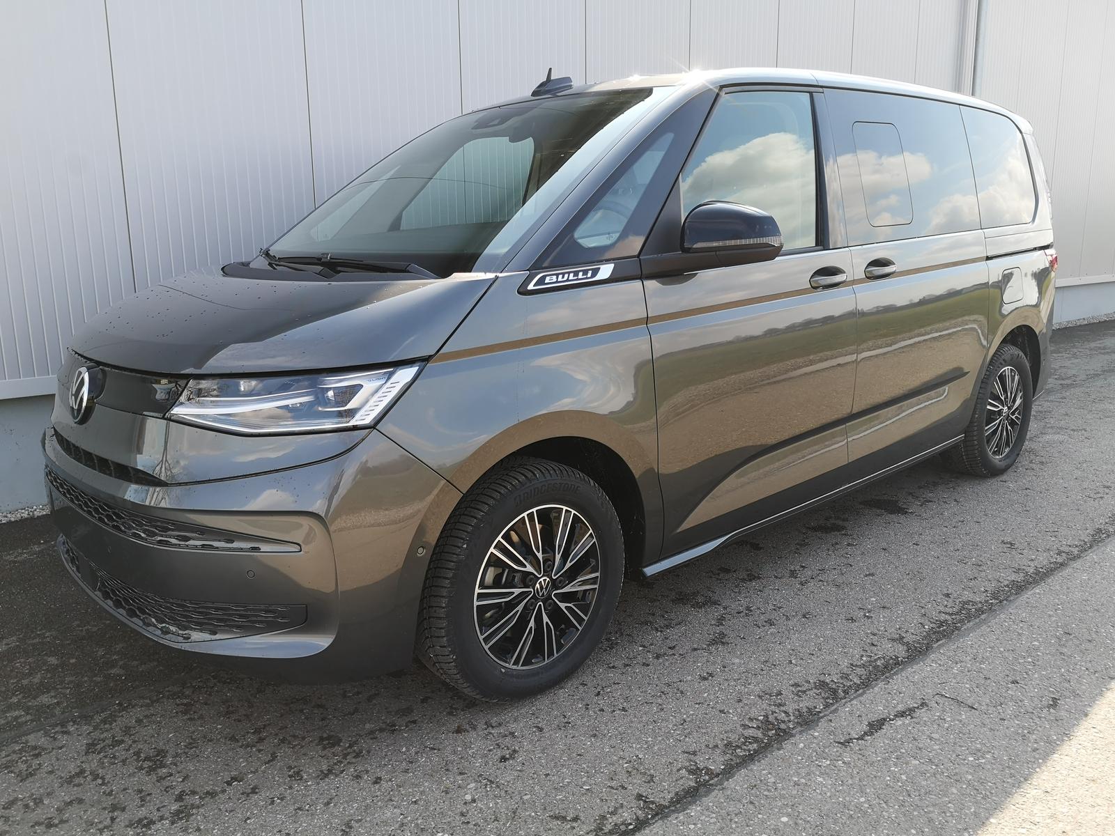 Volkswagen T7 Multivan 1.5 Multivan eHybrid kurz Premium