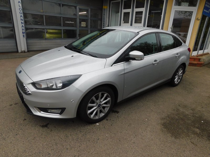 Ford Focus 1.5 EcoBoost Titanium EcoBoost Titanium