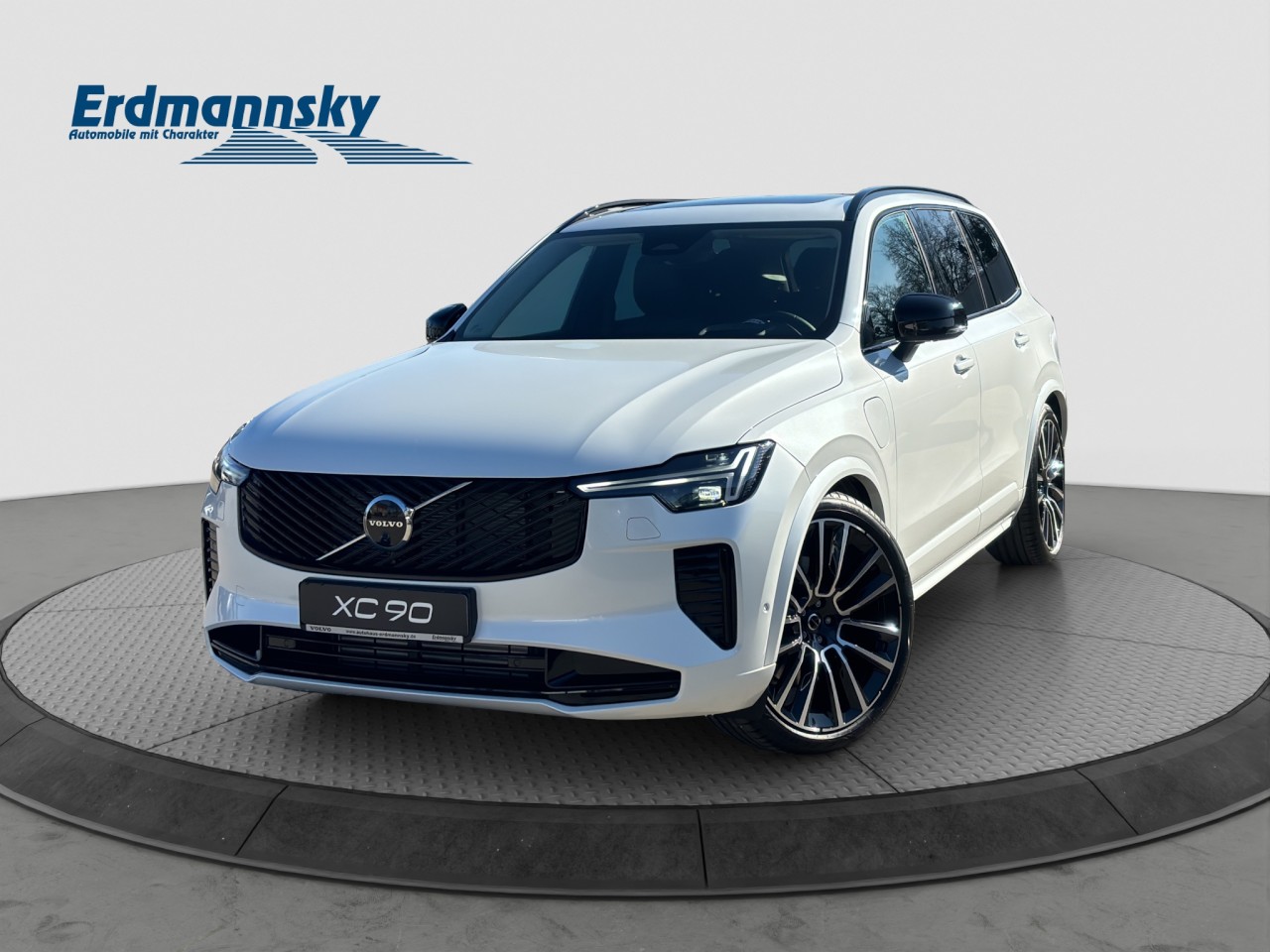 XC90 T8 AWD Ultra Dark Plug-In Facelift Massage