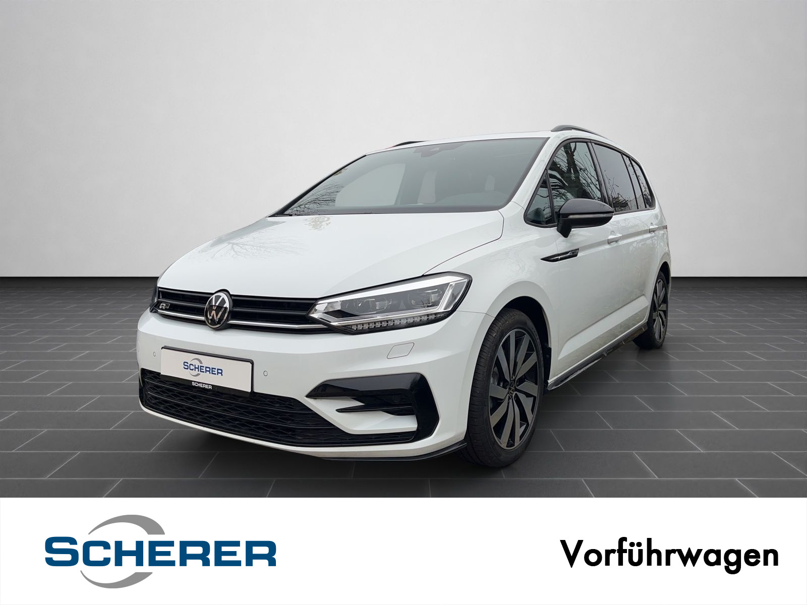 Touran Highline 2,0l TDI DSG R-Line/PANO/18"/Keyless/AHK/7-Sitzer/Kamera