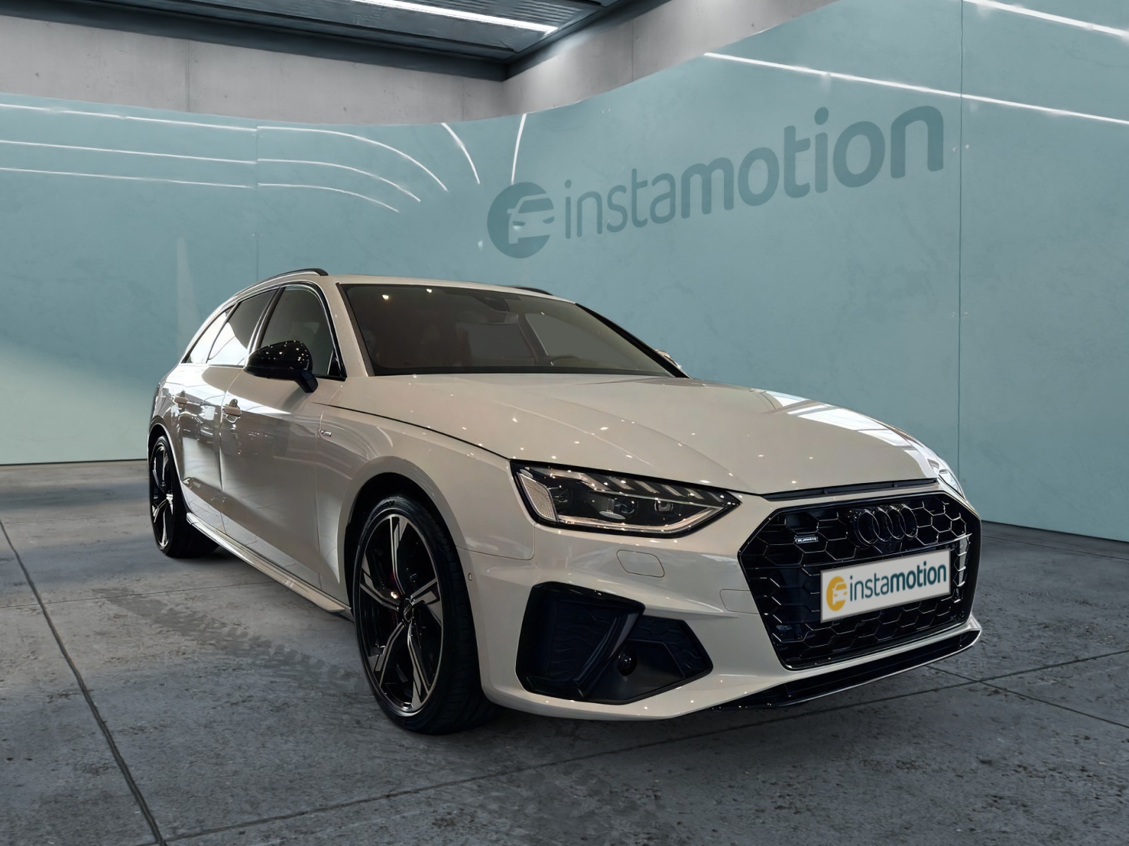 A4 Av. 40 TFSI qu. - 2 x S line - PANO - ACC-AHK
