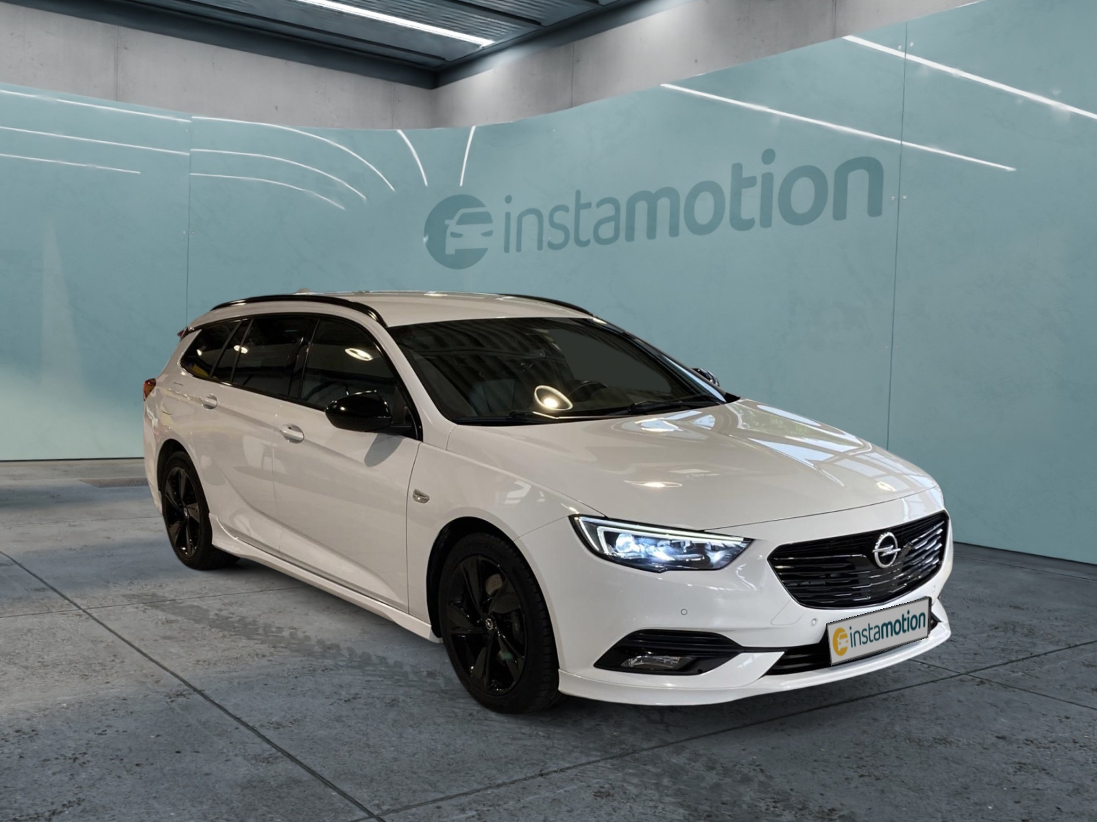Opel Insignia 2.0 ST Turbo Exclusive Automatik 260PS