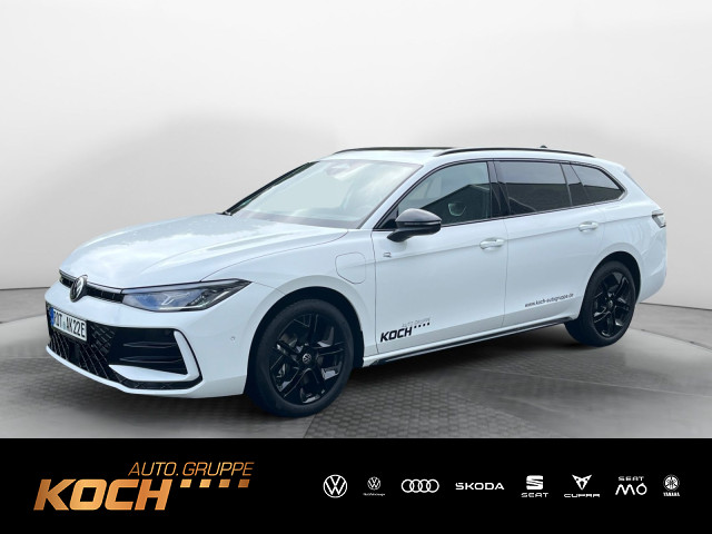 Passat Variant 1.5eHybrid R-Line DSG Navi LED Pano