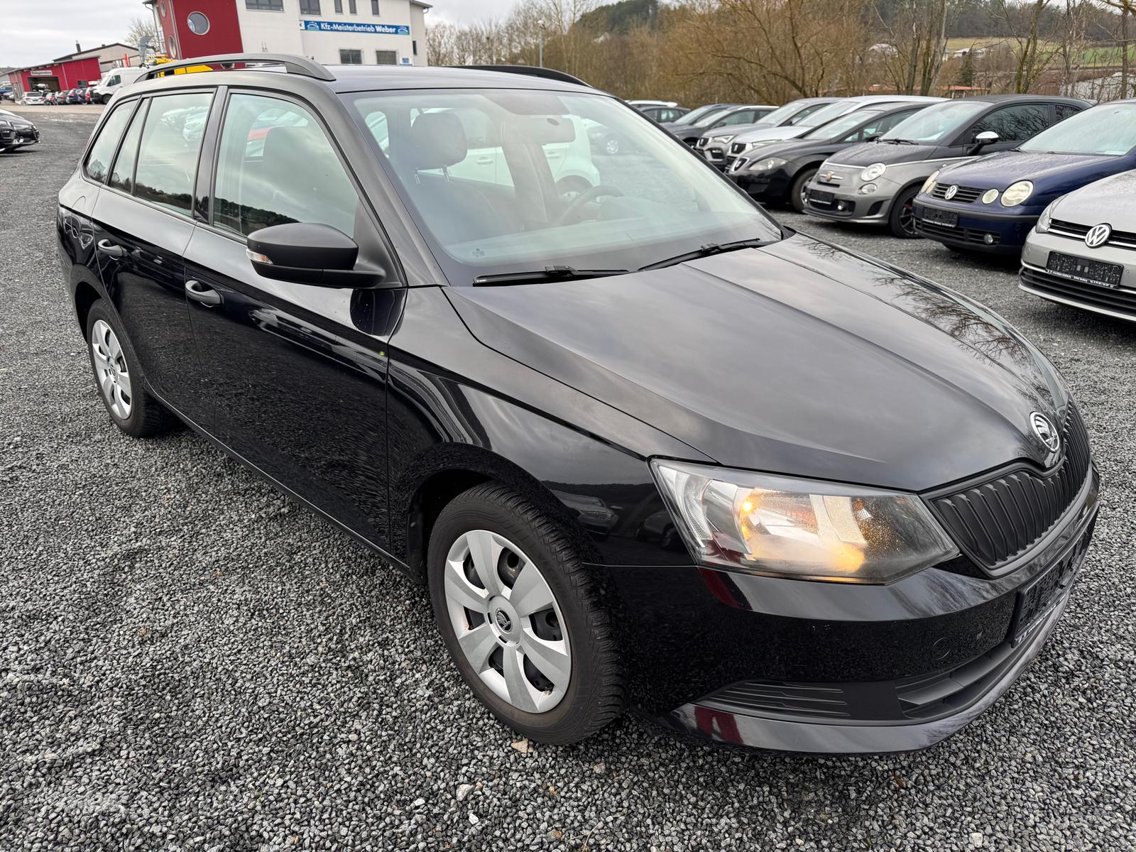 Fabia 1.4 TDI  *Active*WAPU-Neu*ZR-Neu*Soundsystem*DAB *Bremsassistent*ISOFIX*Bluetooth*