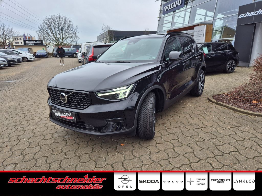 XC40 B3 B DKG Plus Dark+HarmanKardon+Allwetter