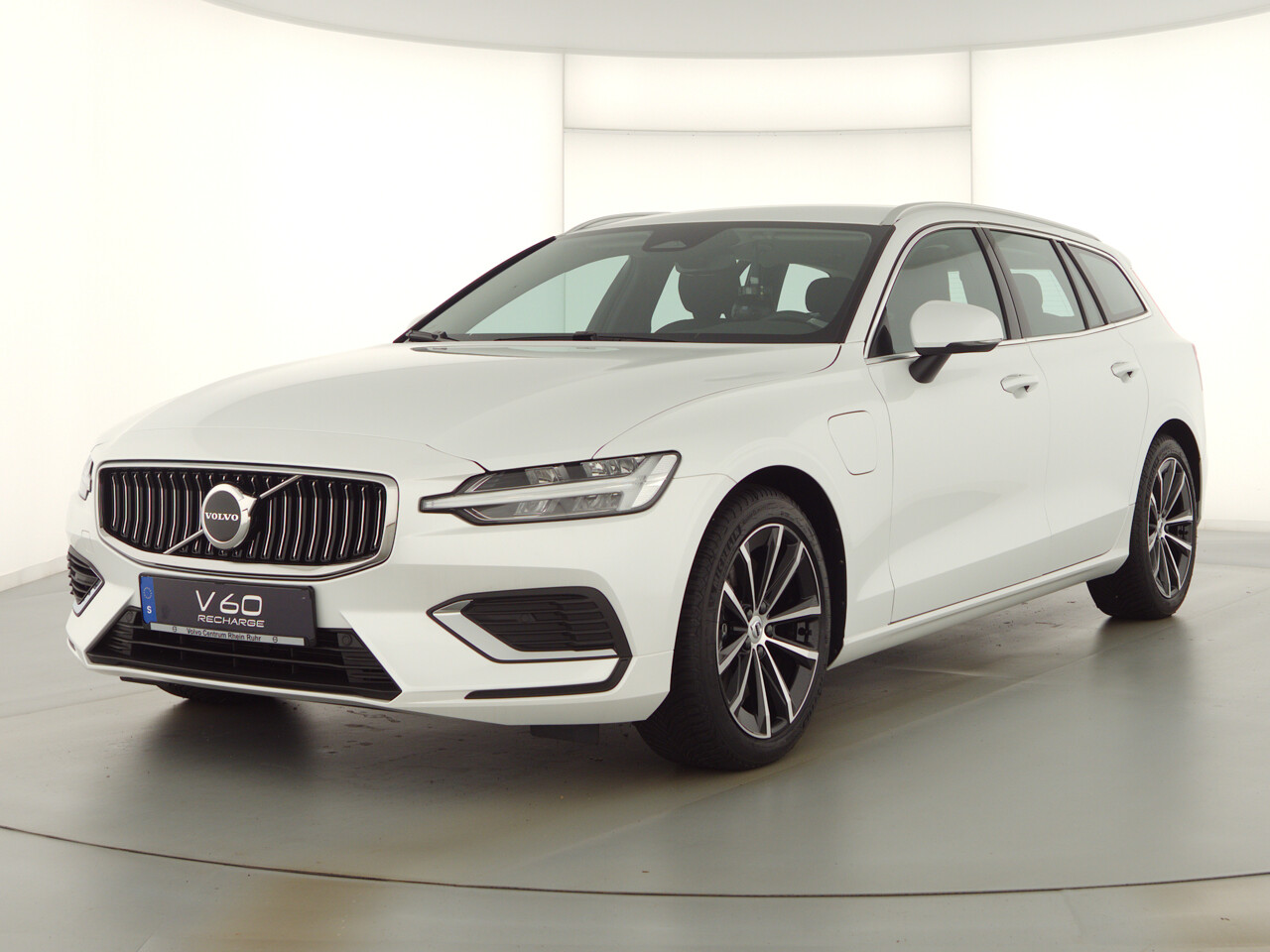 Volvo V60 T6 Recharge Essential AWD