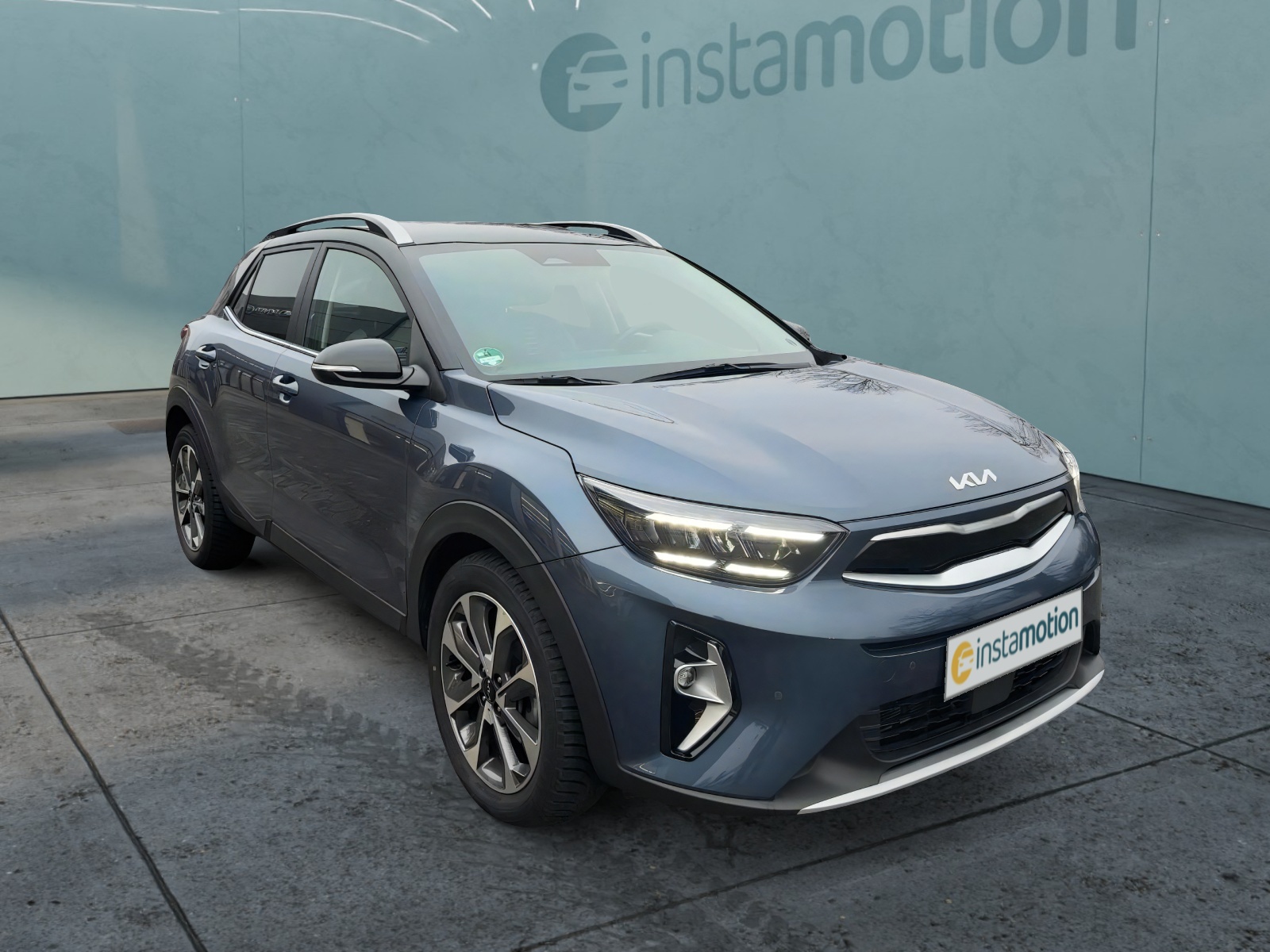 Kia Stonic 1.0 T 48V SPI TECH GRAU 2