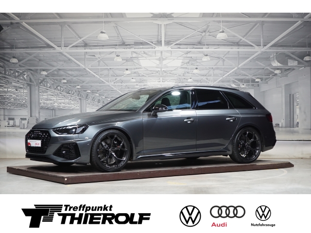 RS4 Avant competition plus Schalensitze AHK Head-U