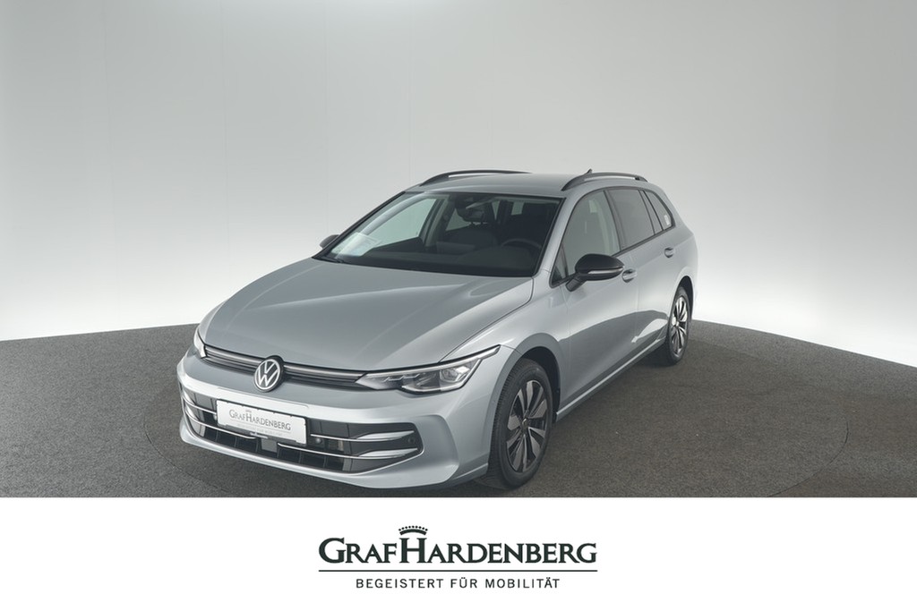 Golf VIII Variant 2.0TDI DSG ACC LED App Connect